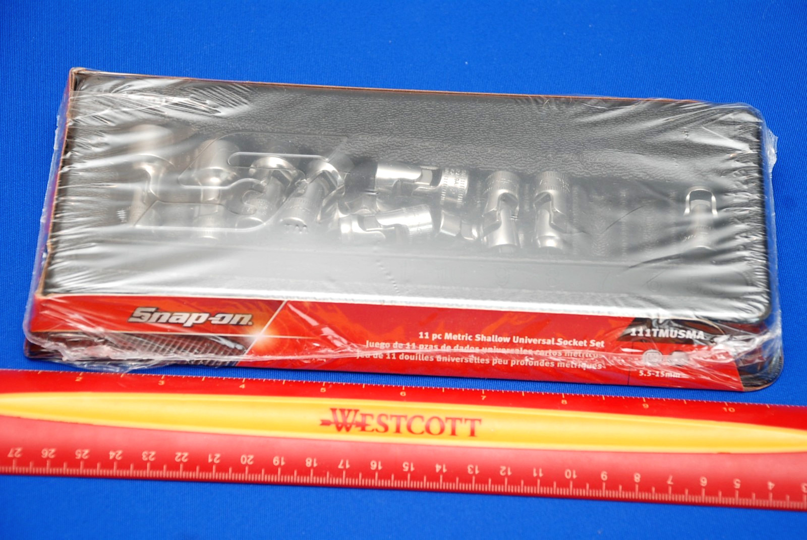 Snap-on NEW 11 Piece 1/4″ Drive 6-Point Metric Shallow Universal Socket Set