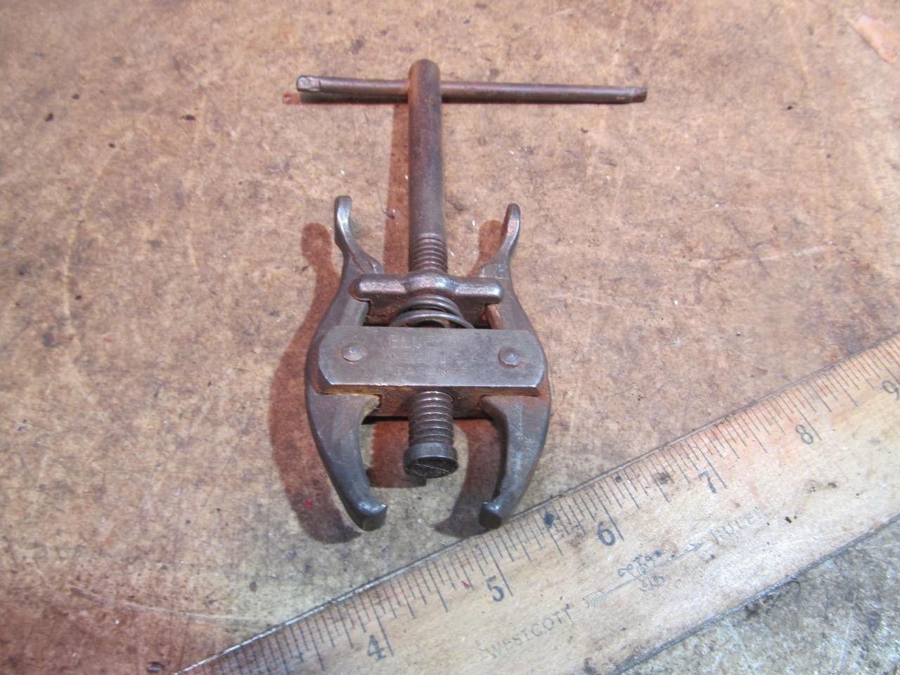 Vintage Blue Bird no 21 Battery Terminal Post Puller