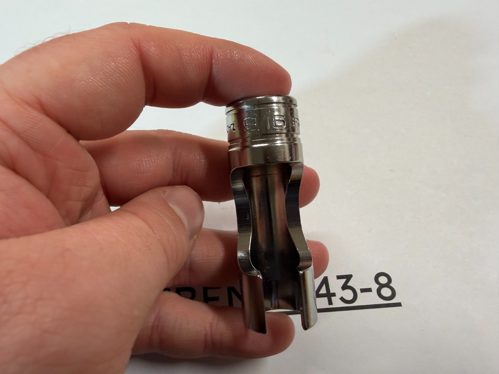 Snap-on Tools USA NEW 3/8″ Drive 9/16″ SAE 6pt Deep Flare Nut Socket FRX181