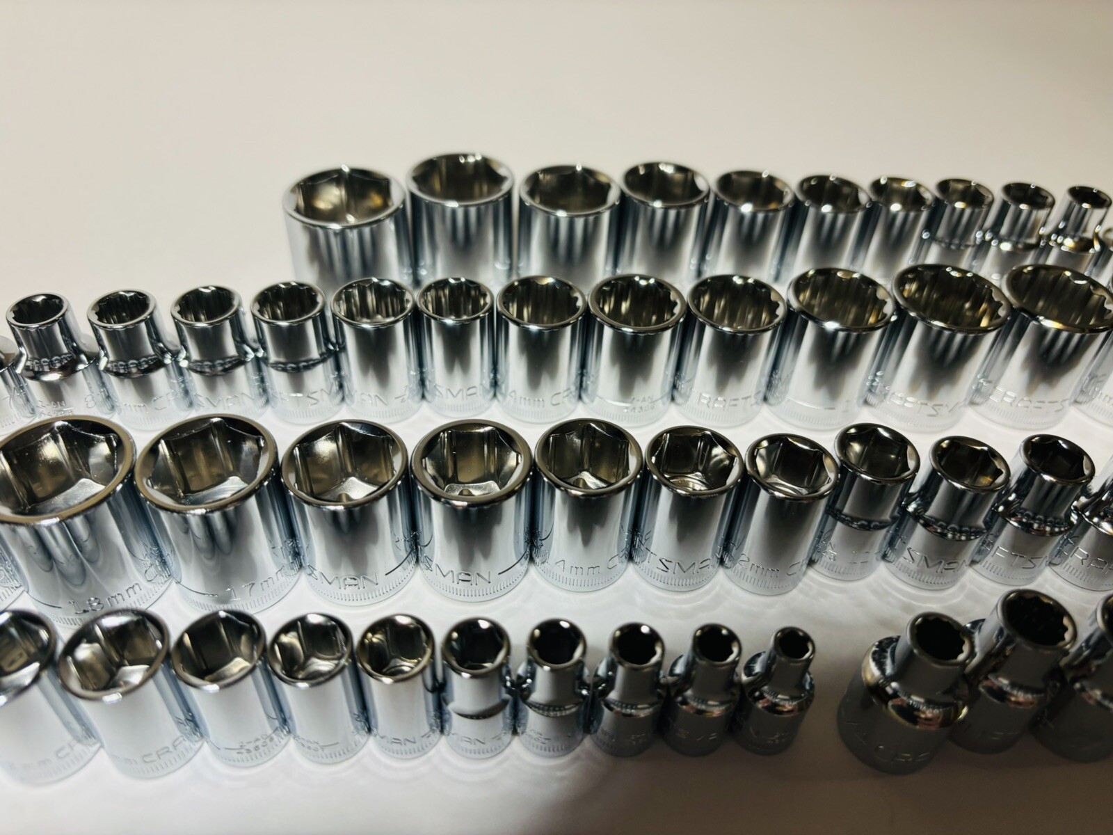CRAFTSMAN 122 pc 1/4 3/8 1/2 Dr SAE METRIC MM 6pt 12pt ratchet wrench socket set