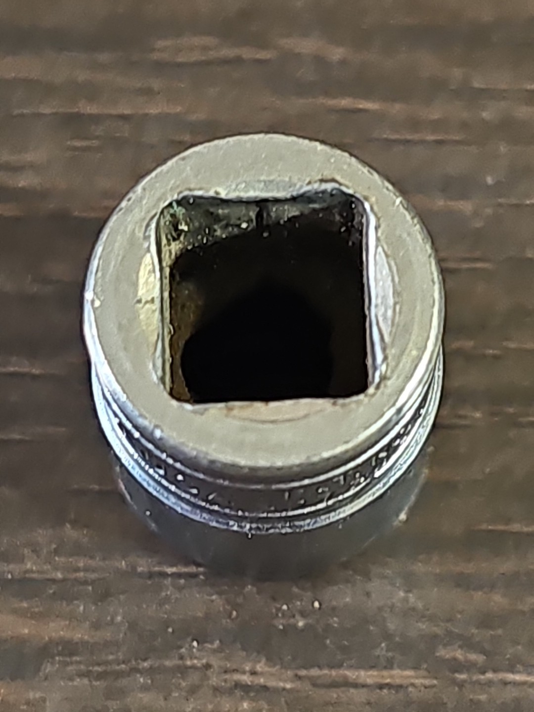 Snap-on Tools F-161 1/2” SAE Chrome 3/8″ Drive 12-Point Chrome Socket USA