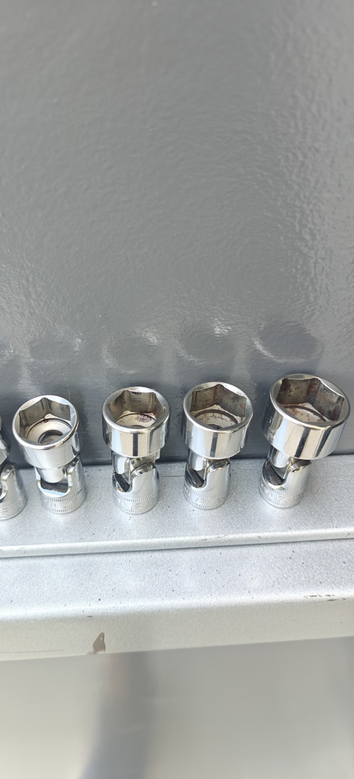 Snap On FSUM 12Pc 6Pt Metric 3/8″ Dr Universal Swivel Socket Set 8-22MM
