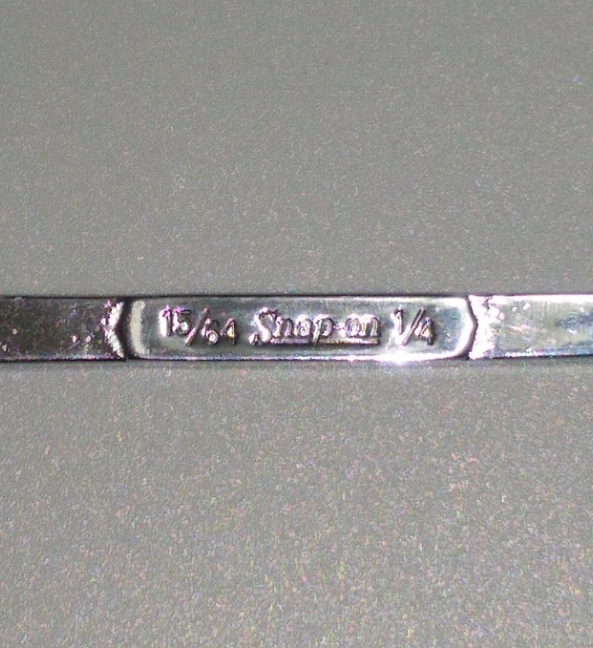Snap-On DS1516, 15/64″ X 1/4 Mini 4 Way – Angle / Mini Wrench, 3.25″ Long.