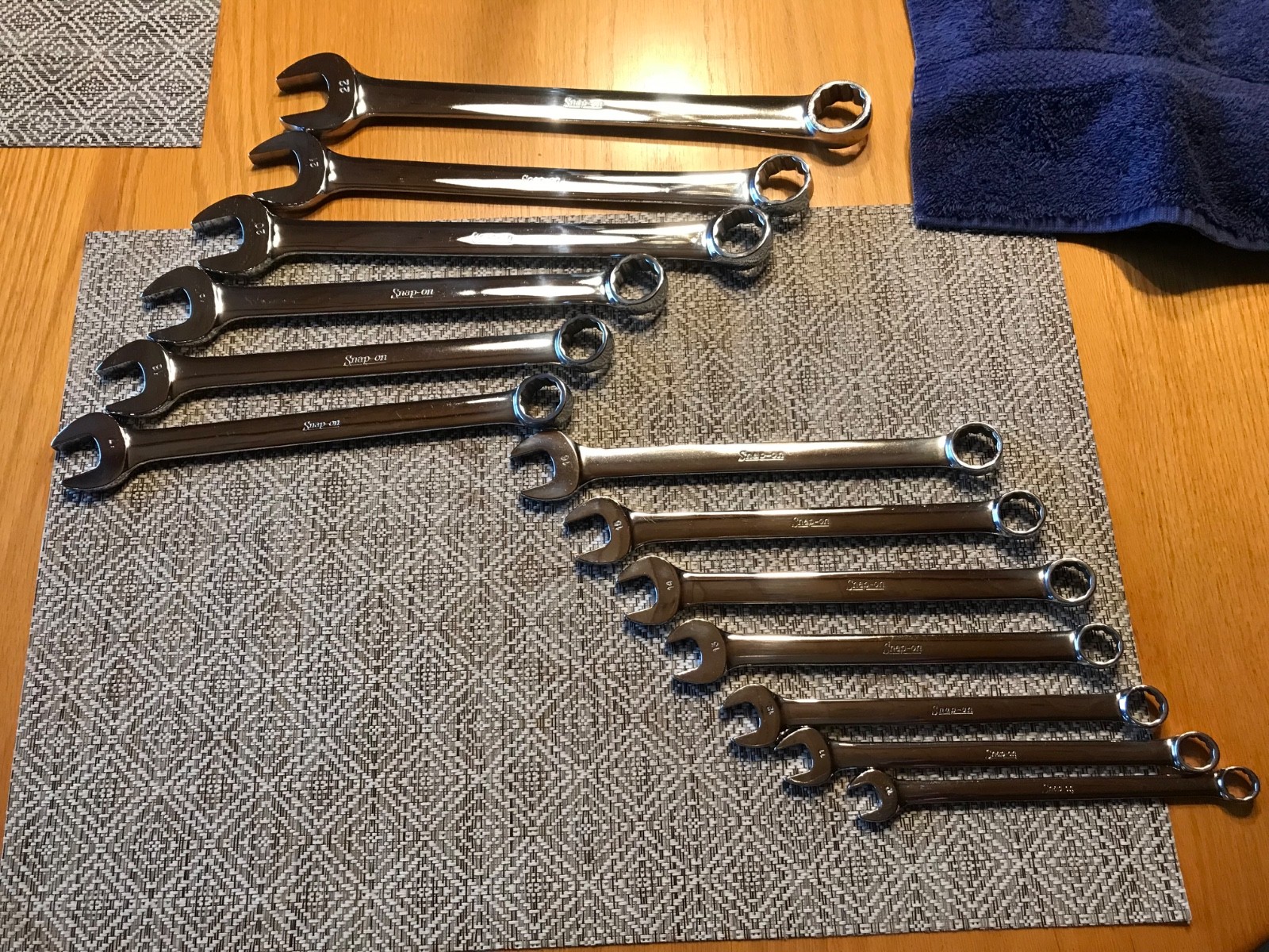 Snap-on OEXM713 – 13 Piece Metric Standard Handle 12Pt Combination Wrench Nice !