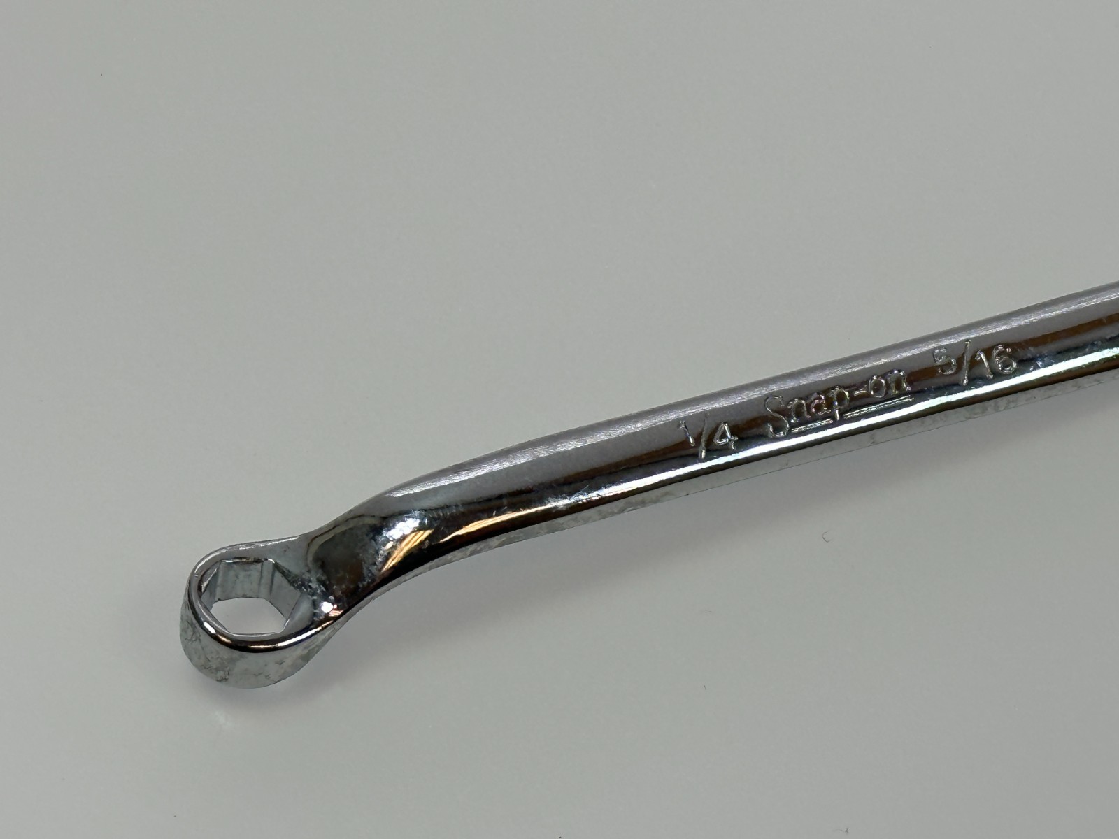 🇺🇸 Snap On Tools USA XS810S SAE 1/4″ x 5/16″ Chrome Offset Box Wrench, 6 POINT