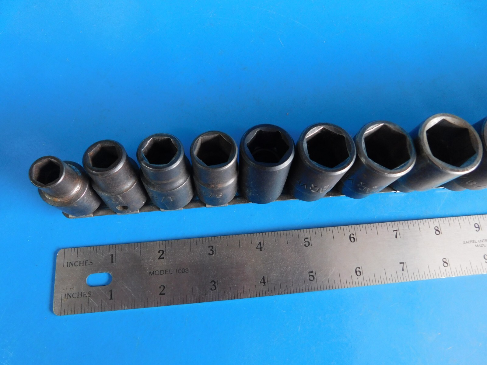 USED, MAC 1/2 IN. DR. SHORT SOCKETS (3/8 THRU 1-1/16 IN.) & 1-3/16, 1-1/2 IN