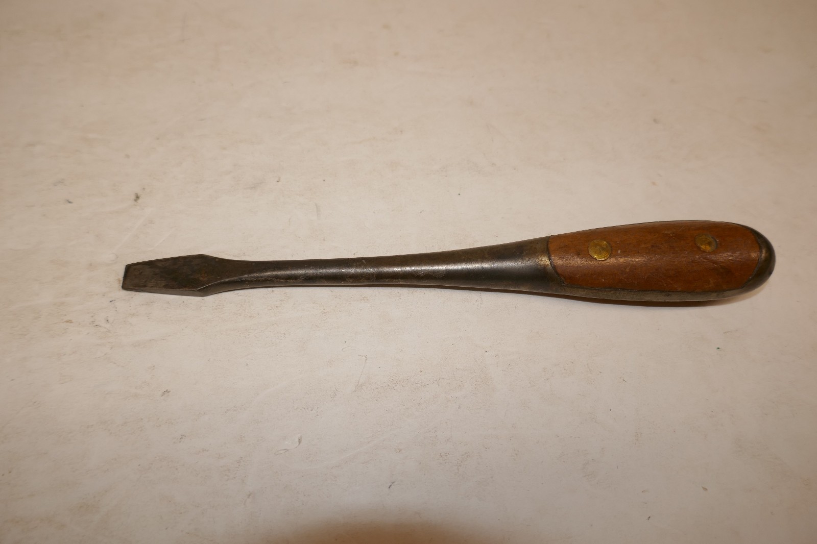 Vintage Perfect Screwdriver Flat Slotted Wood Handle 8″