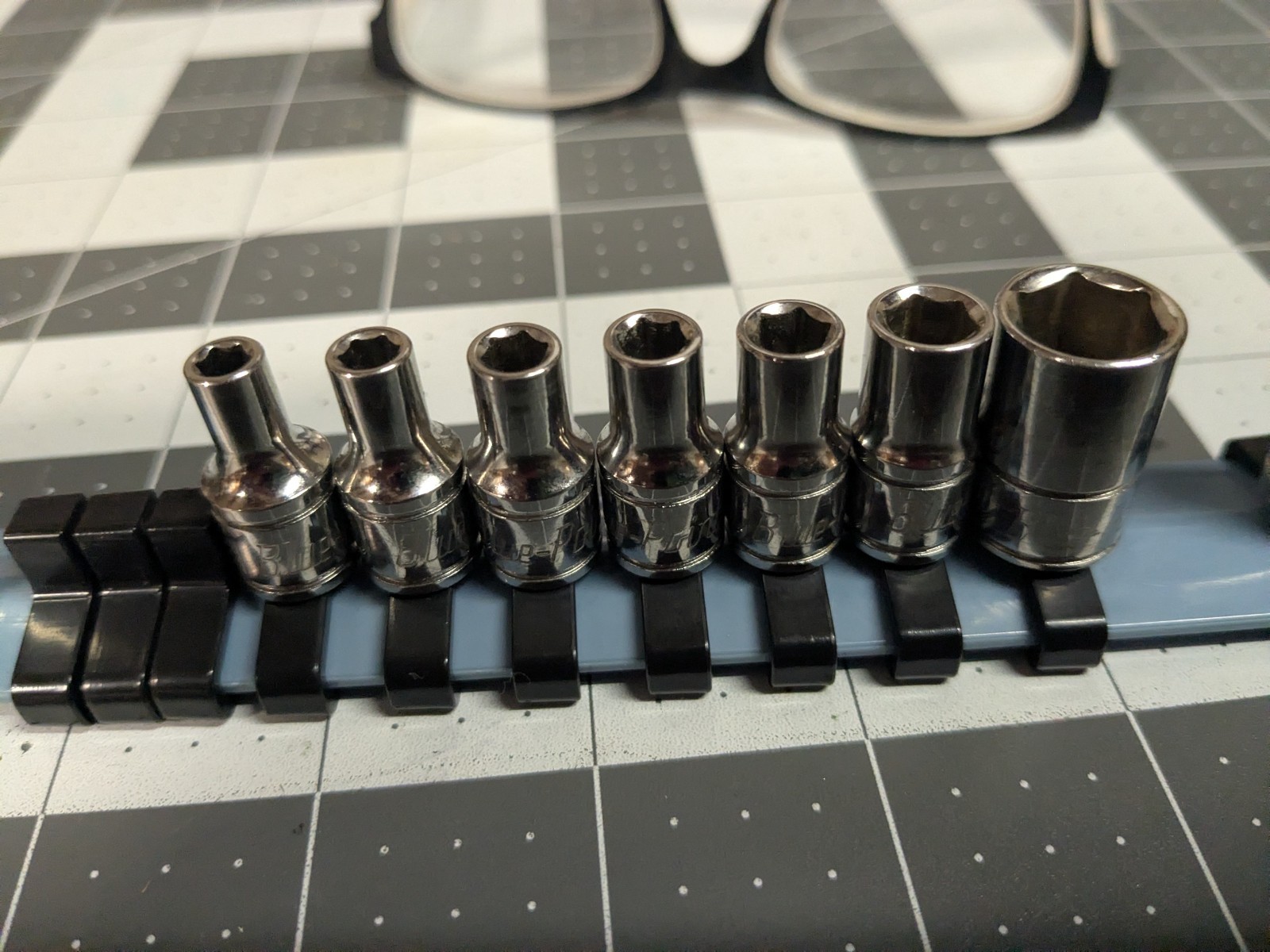Blue Point 1/4 Socket Set, Metric and SAE, 21 Pieces