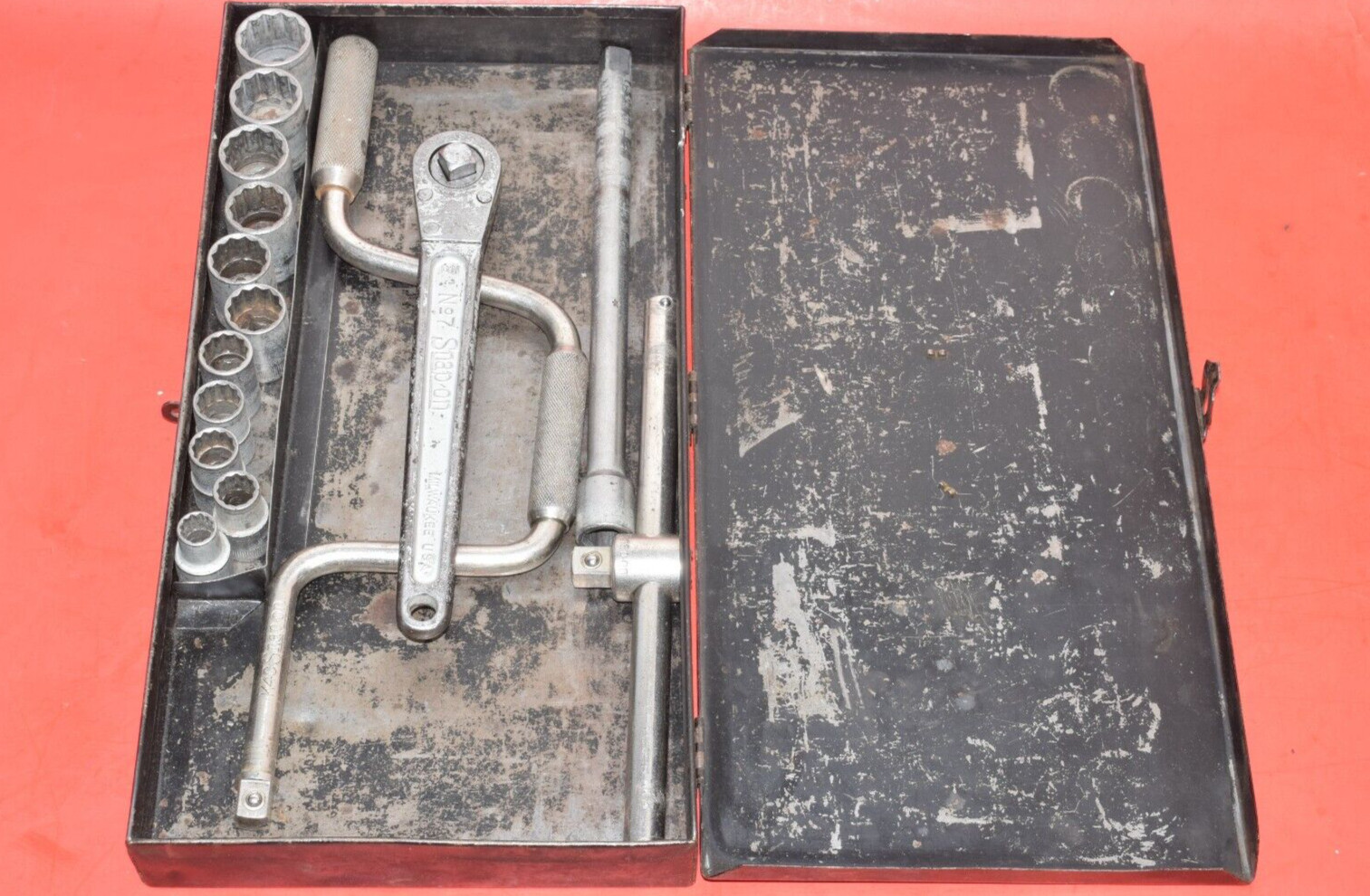 RARE COLLECTIBLE Snap-On 1/2″ Drive 1930 – 1931 Captive Plug Ratchet Socket Set