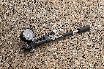 Progressive Suspension 0-30 Lb Gauge-Mounted Air Pump