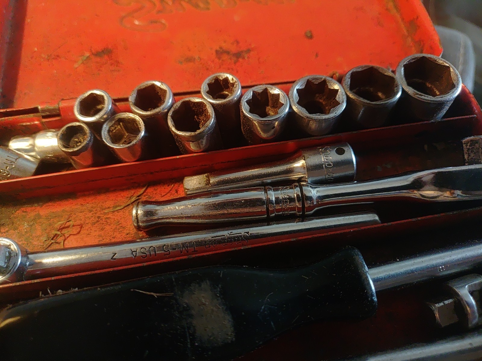 Snap On Tools 1/4 Drive Socket Set W/ Metal Box 19 Piece Set KRA-255 Dated 1963