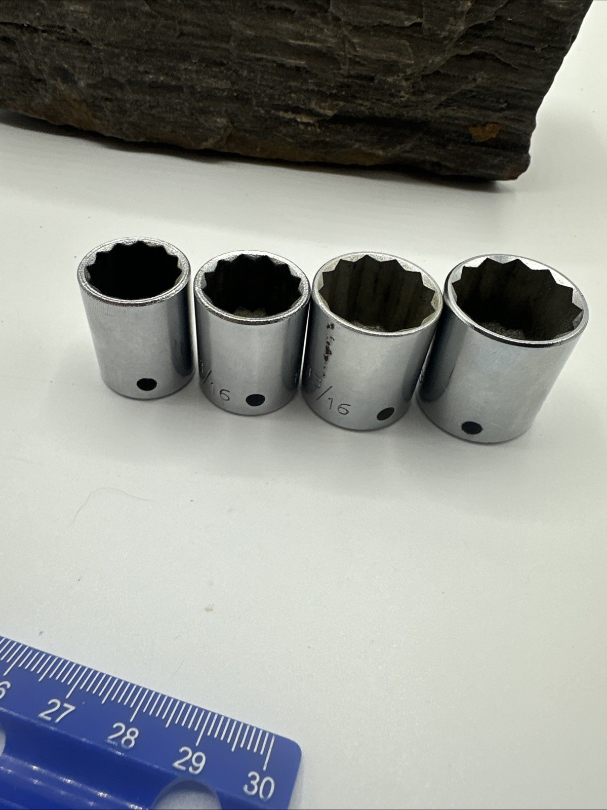 IH International Harvester 4 Piece 12 Point SAE Socket Set – 3/8″ Driv3