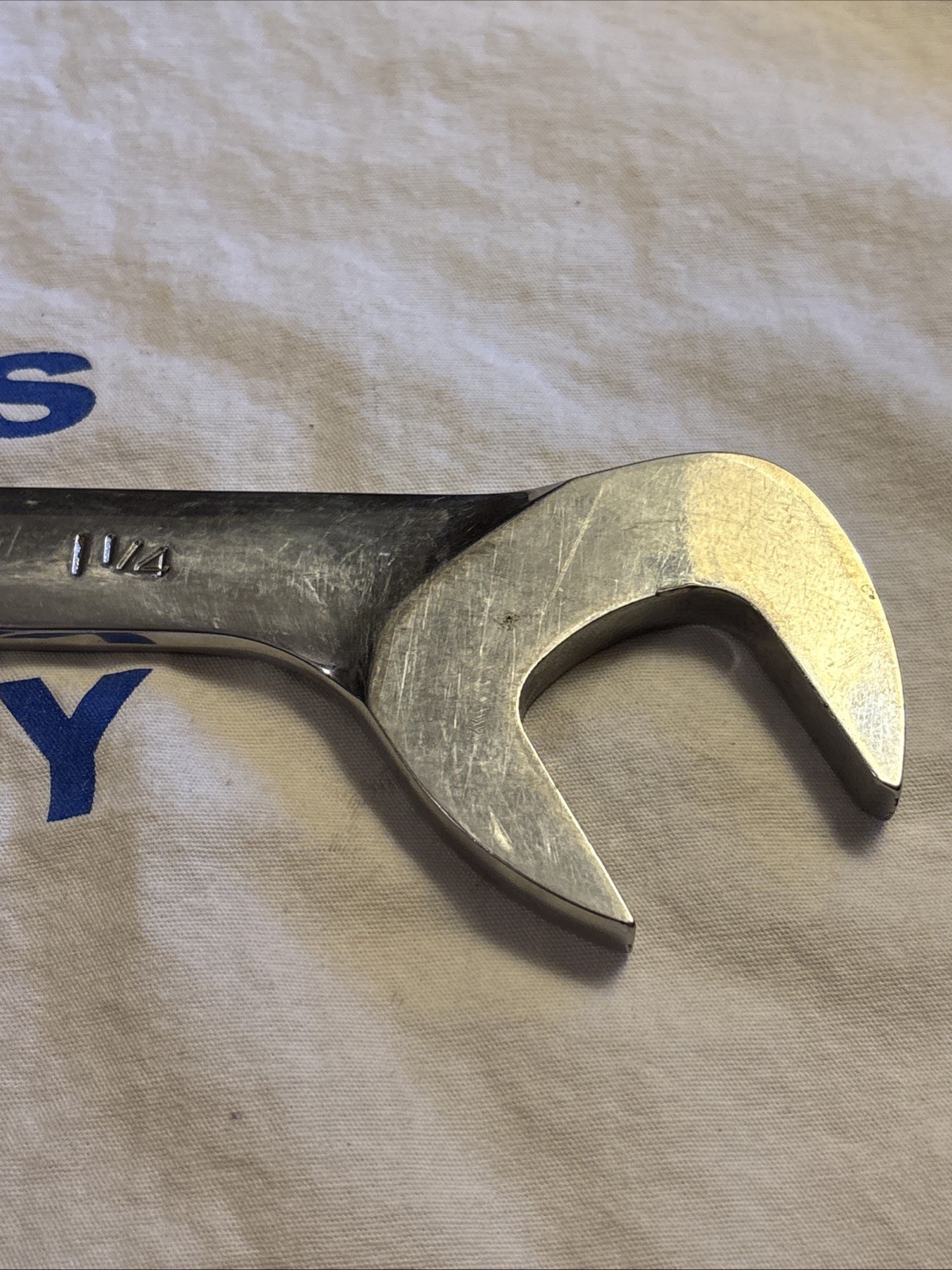 2001 Snap-on USA 1-1/4″ SAE Chrome Four-Way Open-End Angle Head Wrench VS40B