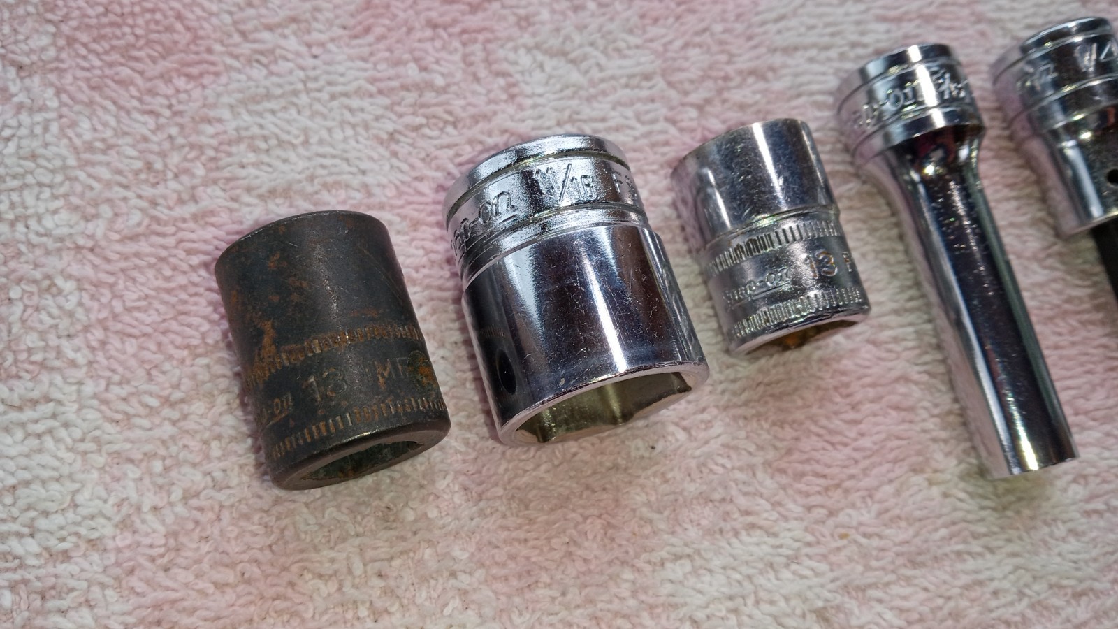 SNAP-ON 3/8dr SOCKETS GOOD TO EXC COND RANDOM SEE DESC CHEAP gift tools snap usa