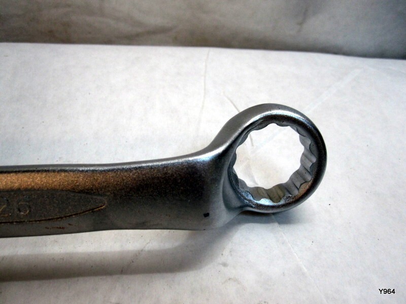 Jonnesway ring wrench 75D 24 x 26 – W232426