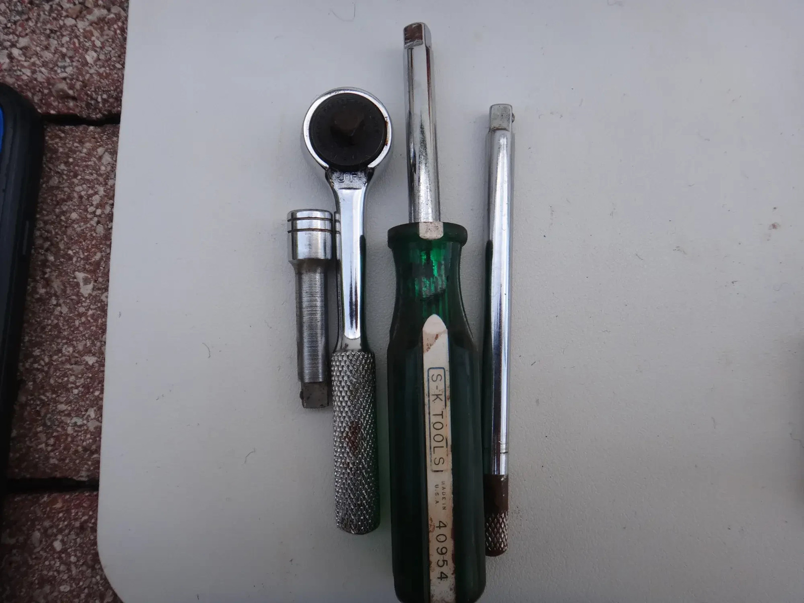 S-K Tools 1/4in Drive Socket Set 40954 Metric SAE Vintage Green Metal Case
