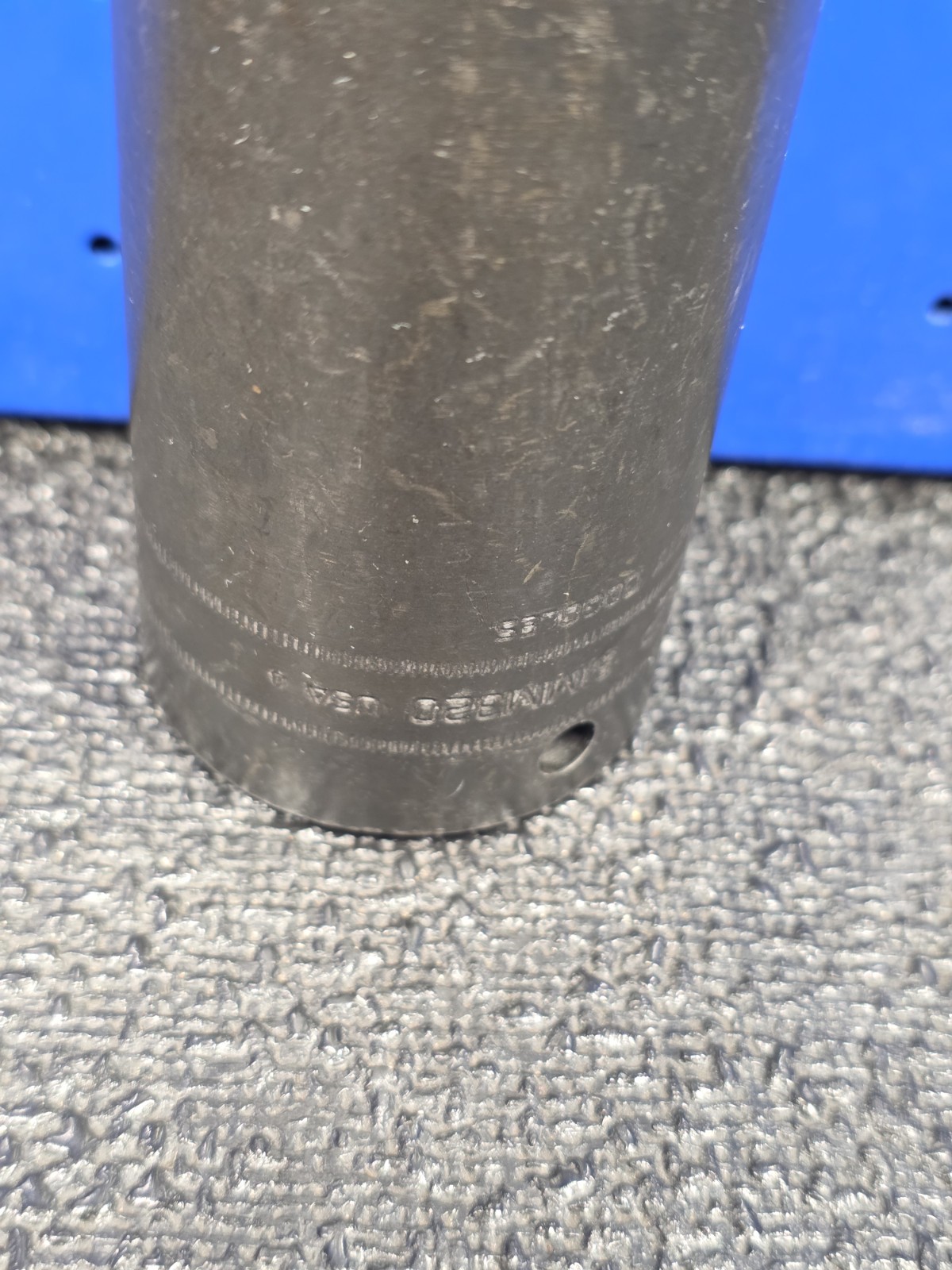 Snap-on Tools SIMM320 32mm 1/2″ Drive Metric DEEP 6-Point Impact Socket USA