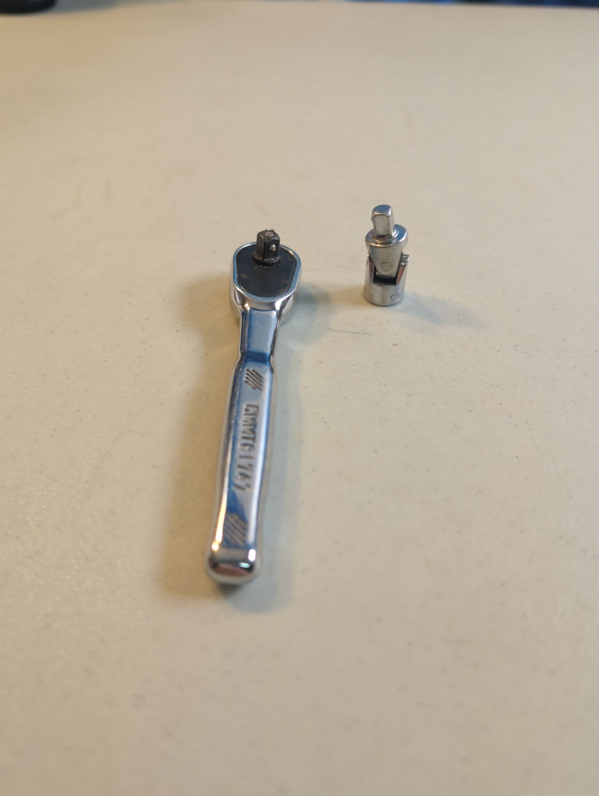 Craftsman 1/4″ Quick Release Ratchet Polished Chrome CMMT81747 + Swivel Adapter