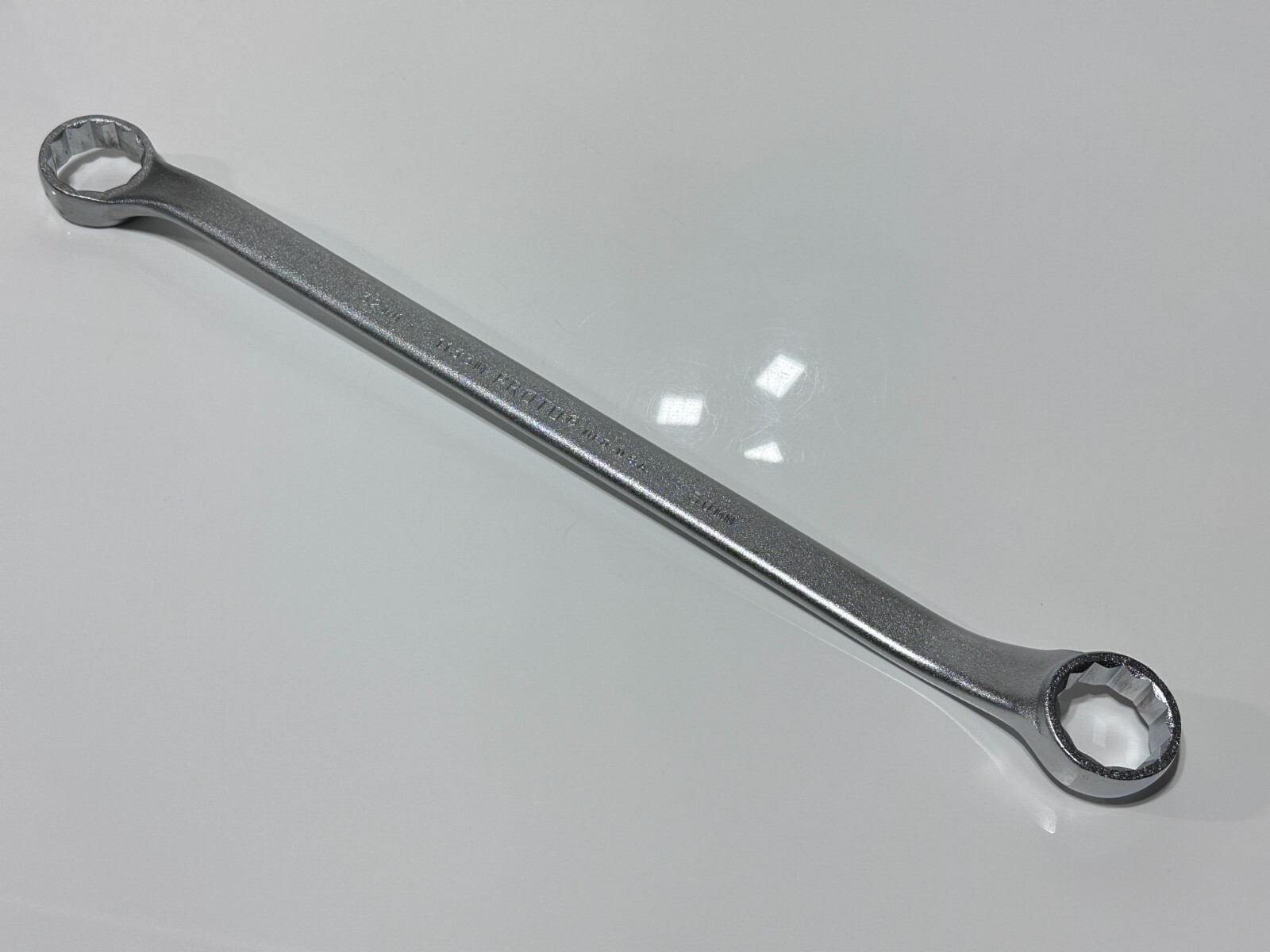 NOS Proto Tools USA 1133M Metric 30mm x 32mm Satin Offset Box Wrench – 12 Point