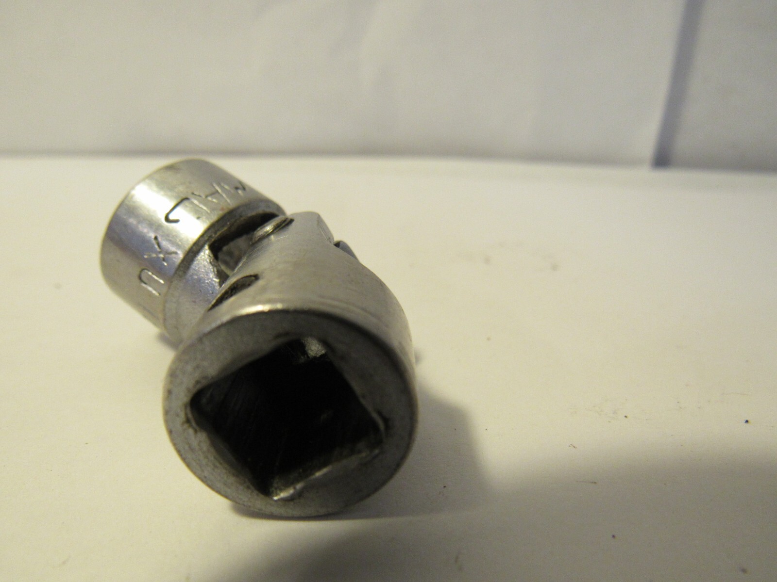 MAC Tools XU186 3/8″ Drive 9/16″ 6 Point Universal Flex Swivel Socket H91KD