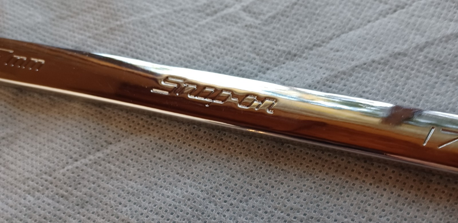 Snap-On 17mm 12-Point Metric Combination Wrench ~ OEXM170B