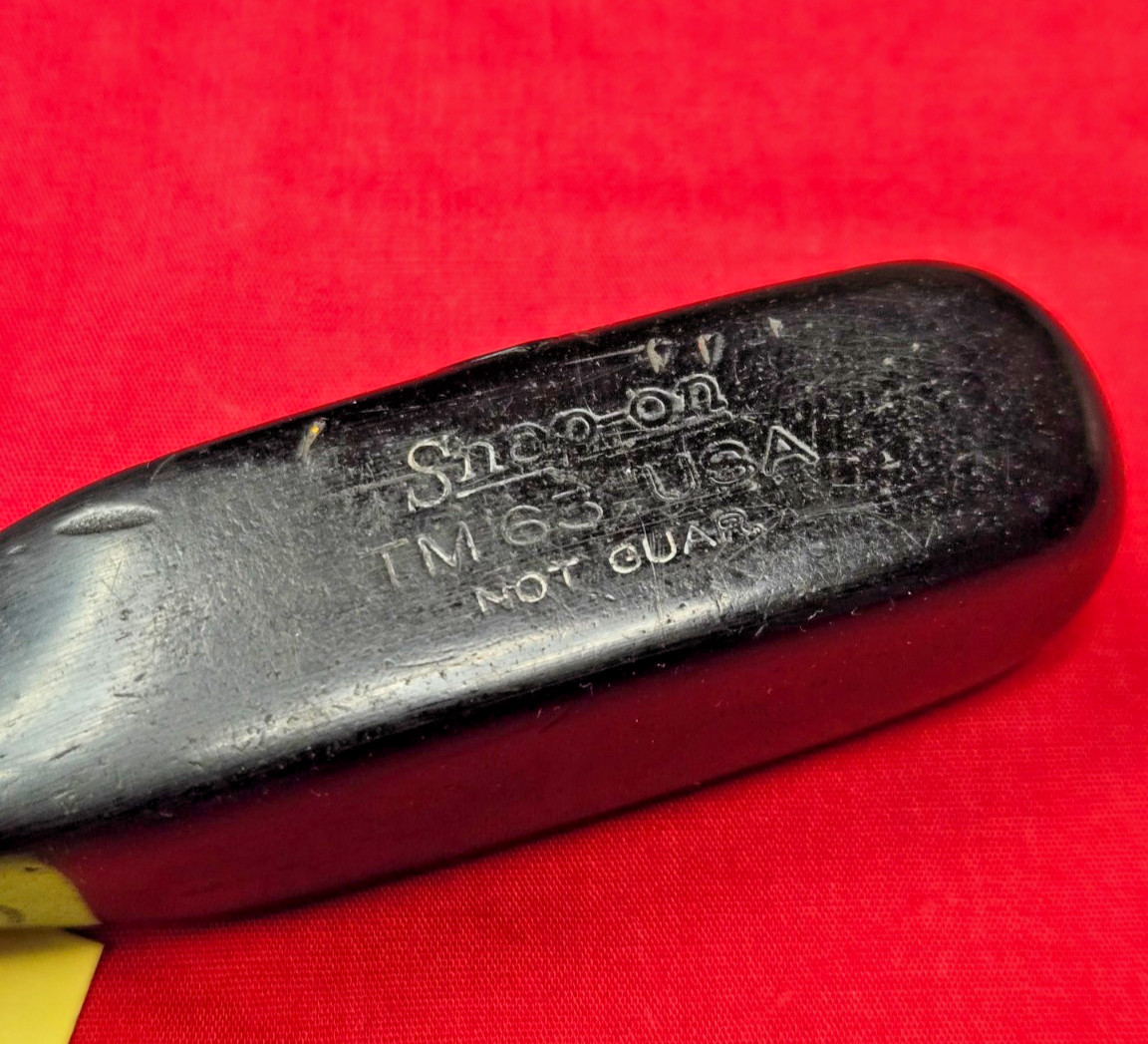 Snap On Tool Used Black Hard Handle 1/4 Inch Flexible Shank Driver #TM63