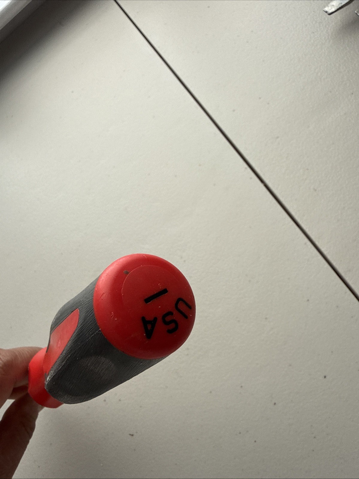 Snap-on Tools SHD4 1/4″ Flat Tip Hard Grip Standard Screwdriver Red & Gray