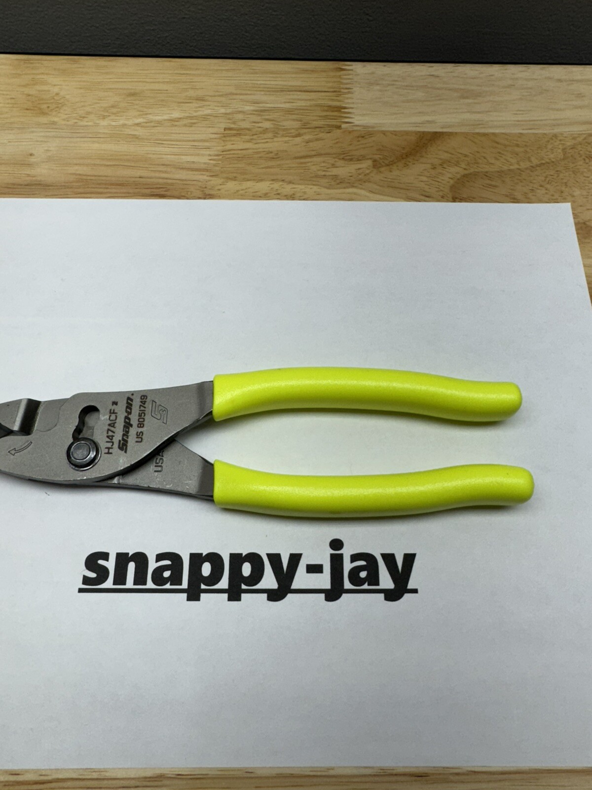 Snap-on Tools USA NEW STYLE HI-VIZ 8″ Soft Grip FlankJaw Pliers HJ47ACFHV