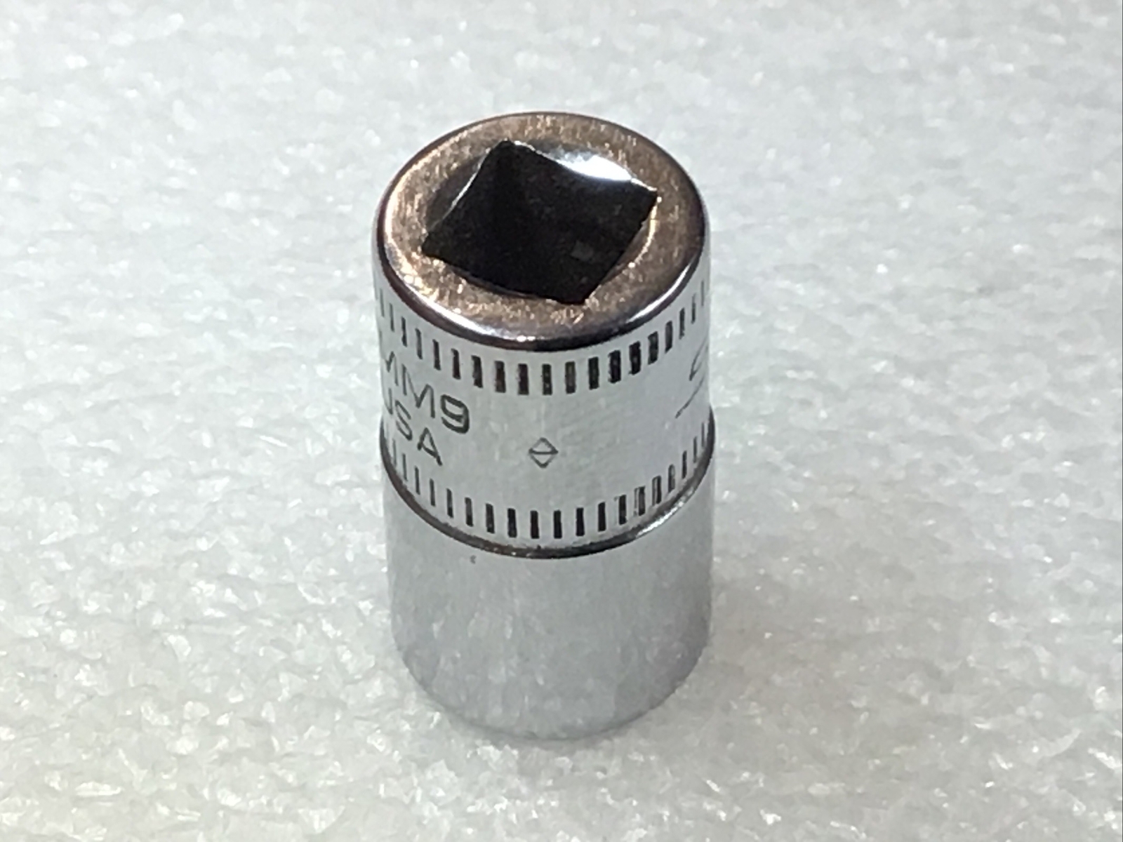 Snap-On TMM9 – 9mm , Metric, Chrome, 1/4″ Dr., Standard Socket, 6-Pt.-USA-NICE