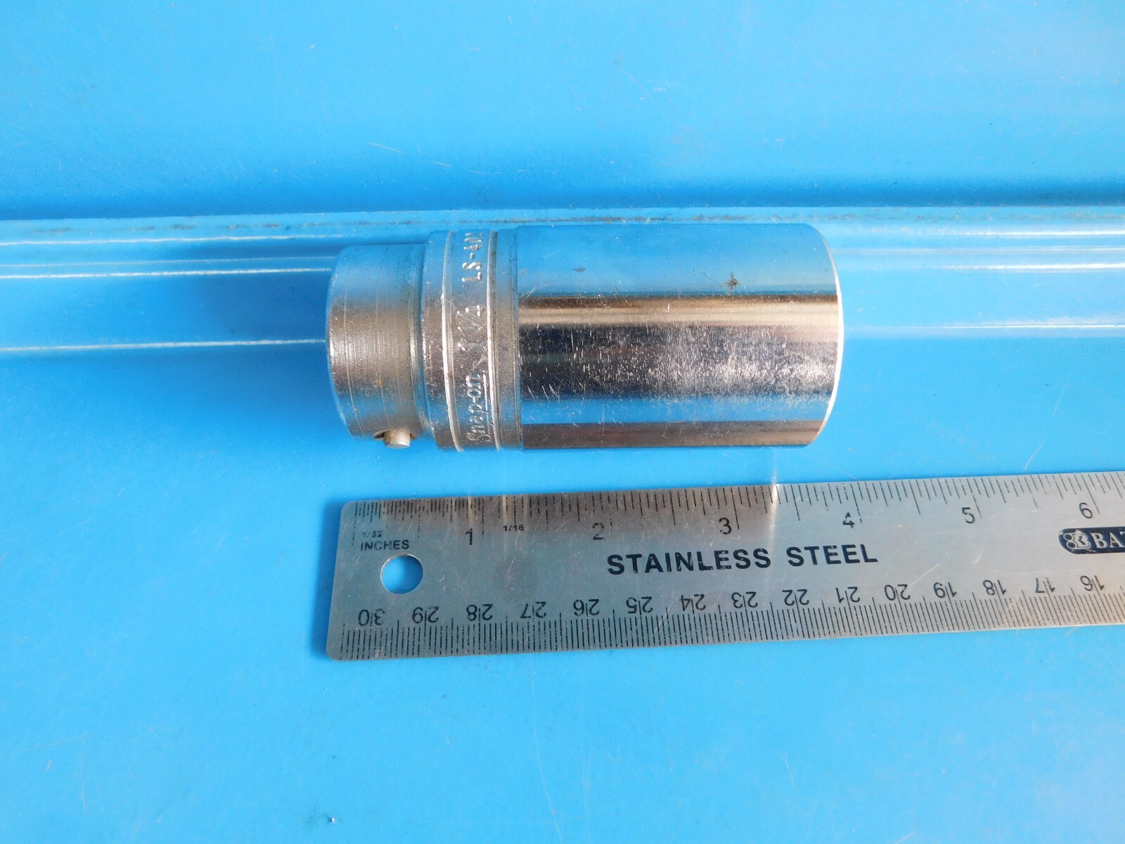 USED, SNAP ON TOOLS ( 1-1/4 IN ) DEEP 3/4 IN. DR. 6 PT. SOCKET, PART #LS402
