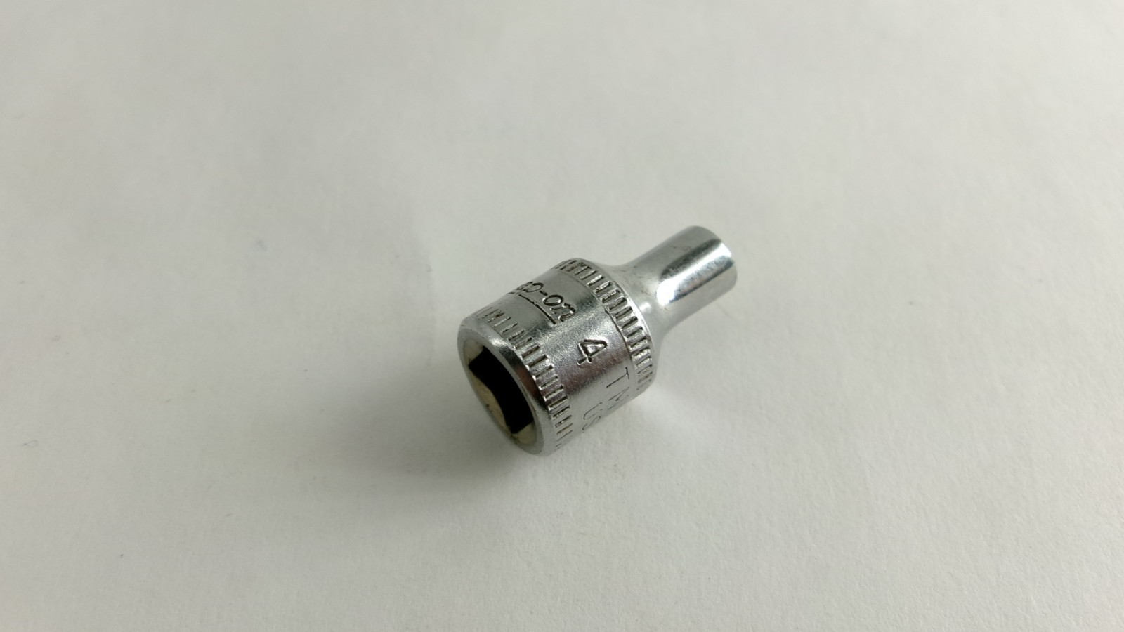 Snap-on tools USA 1/4″ drive 4mm metric 6 point Socket Nice!