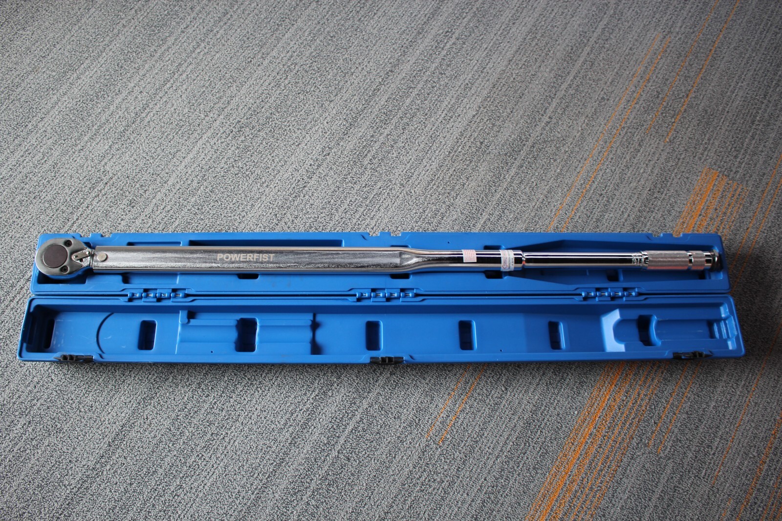 PowerFist 1″ Dr. 700ft-Lbs. Heavy Duty Click Type Torque Wrench #8229239