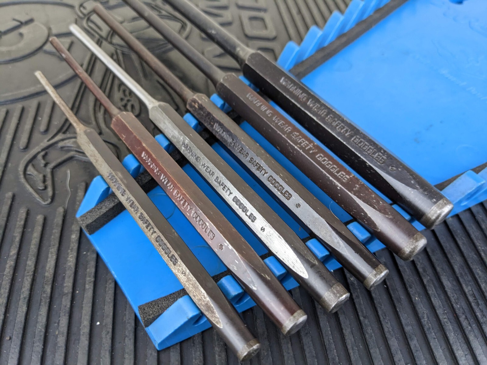 #be269 SNAP ON PPCL60BK 6 PIECE «LONG» PIN PUNCH SET