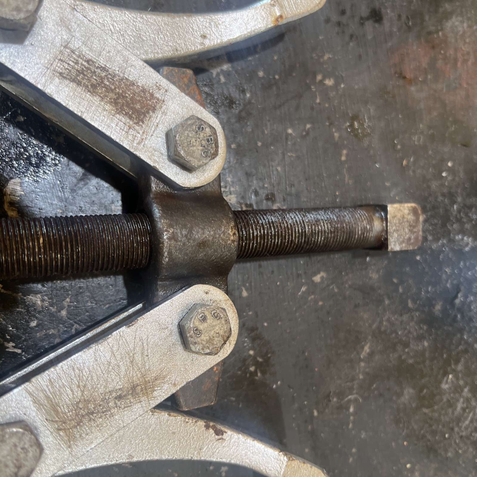 OTC USA Made Pair Of 2 Jaw Pullers 1002 1024