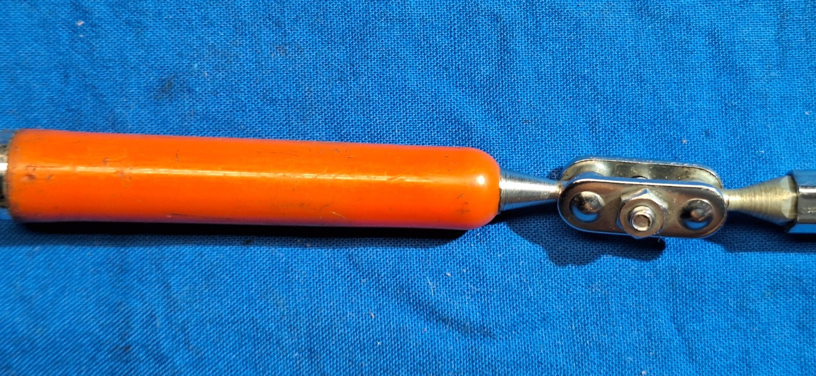 USA Craftsman 17″ – 27″ telescopic magnetic pick up tool Orange NICE