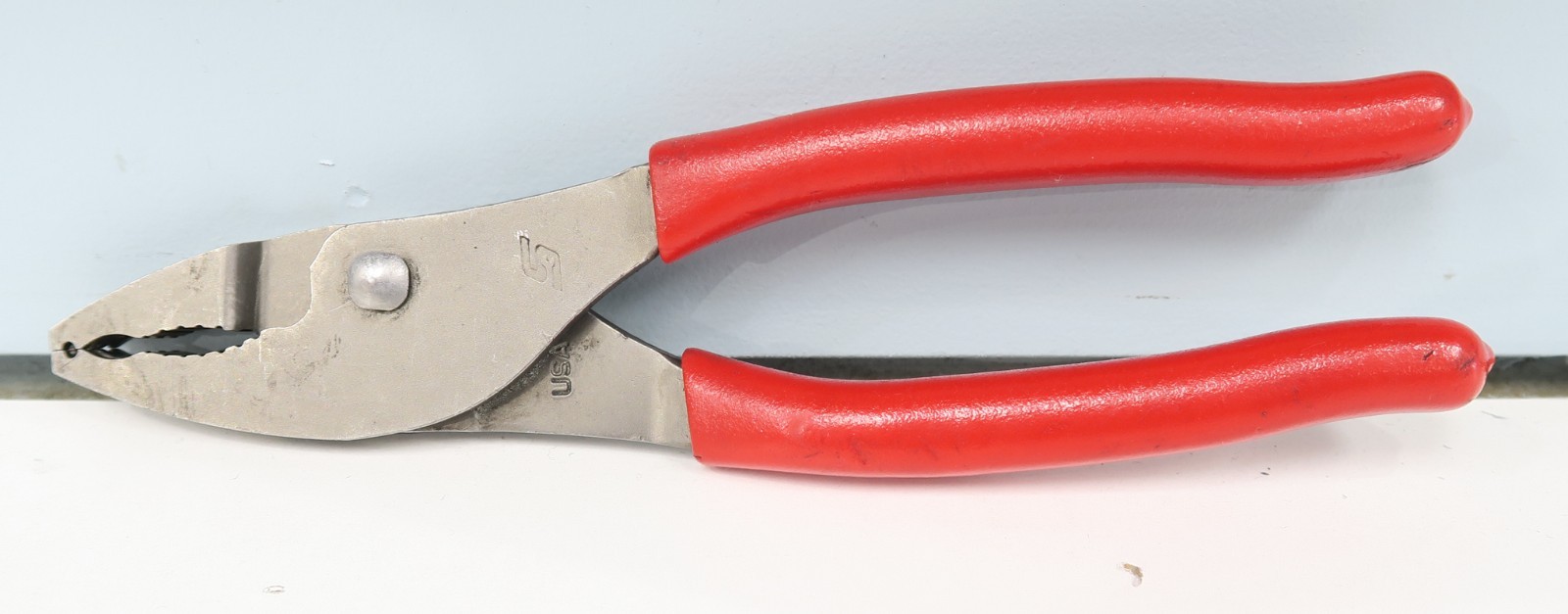 Snap On 7″ Long Red Soft Grip Slip Joint Pliers LN46ACF