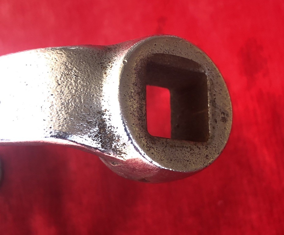 Snap-On Tools No. S8681 Manifold Bolt Socket Wrench9/16 Inch 12 Point USA