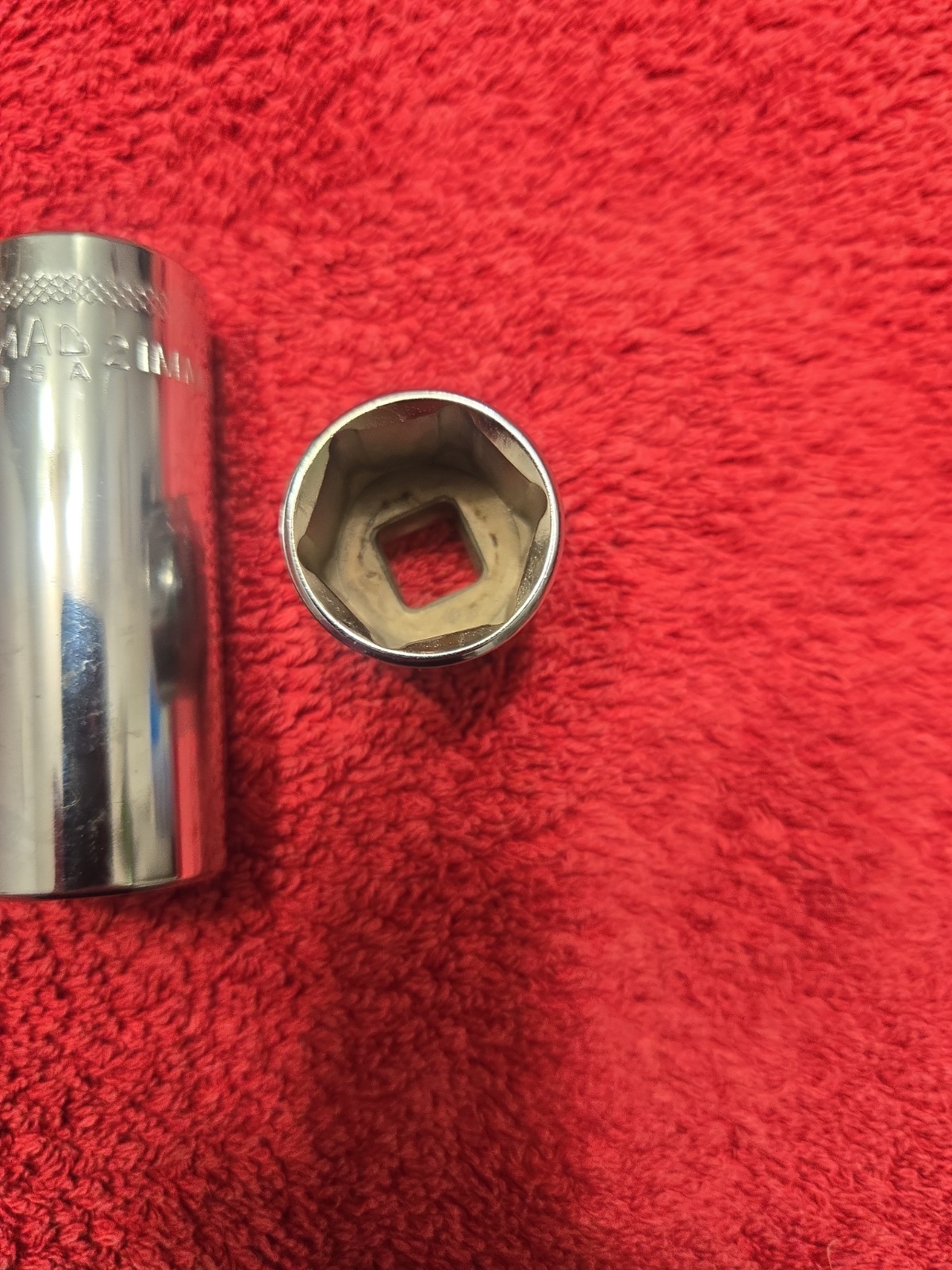 Mac Tools 21mm, 6pt., Deep And Shallow 3/8″ Dr. Chrome Sockets XD621MMR, X621mmr
