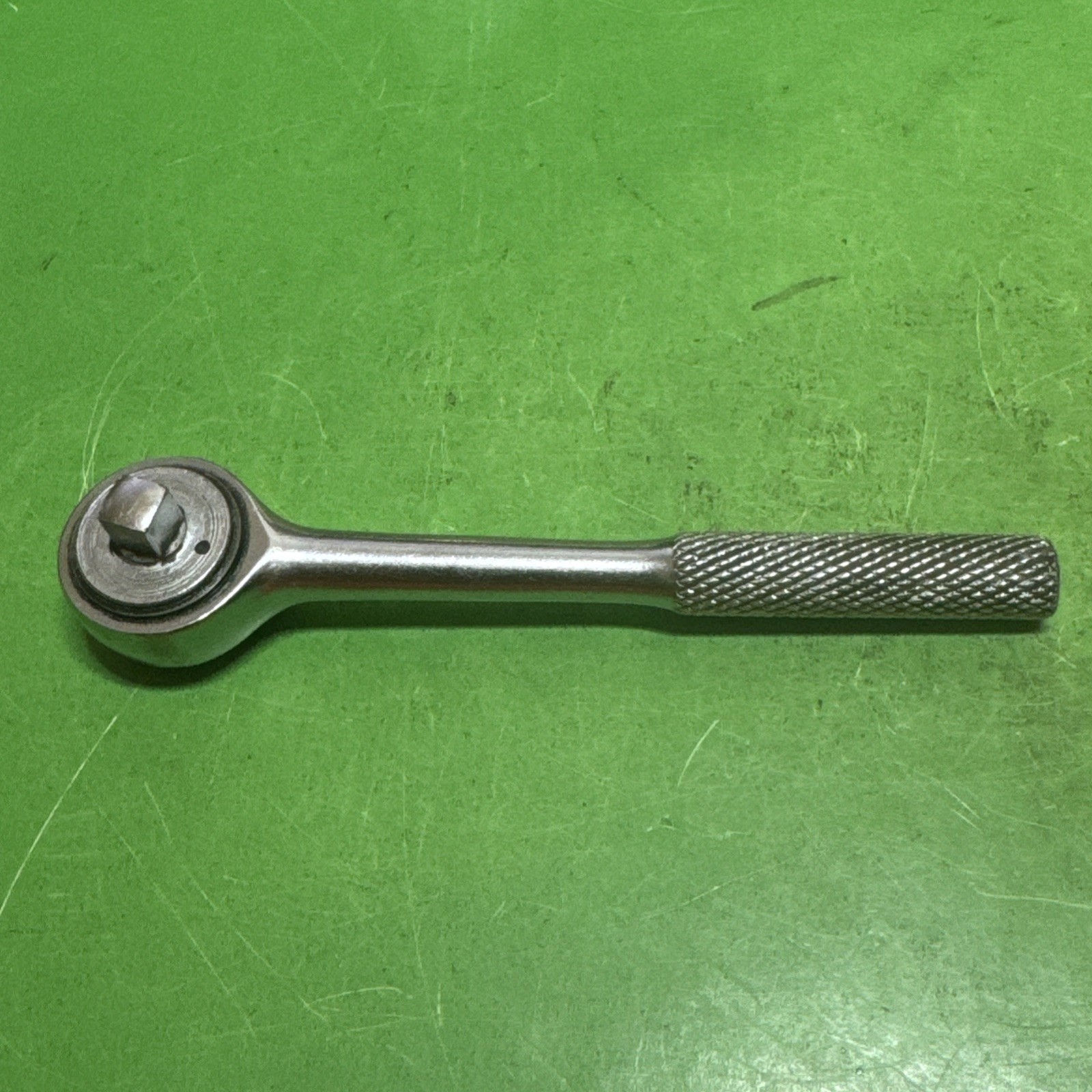 Vintage Penens Corp MFD USA 4.5” Long 1/4″ Drive Knurled Handle Ratchet MPN 1060