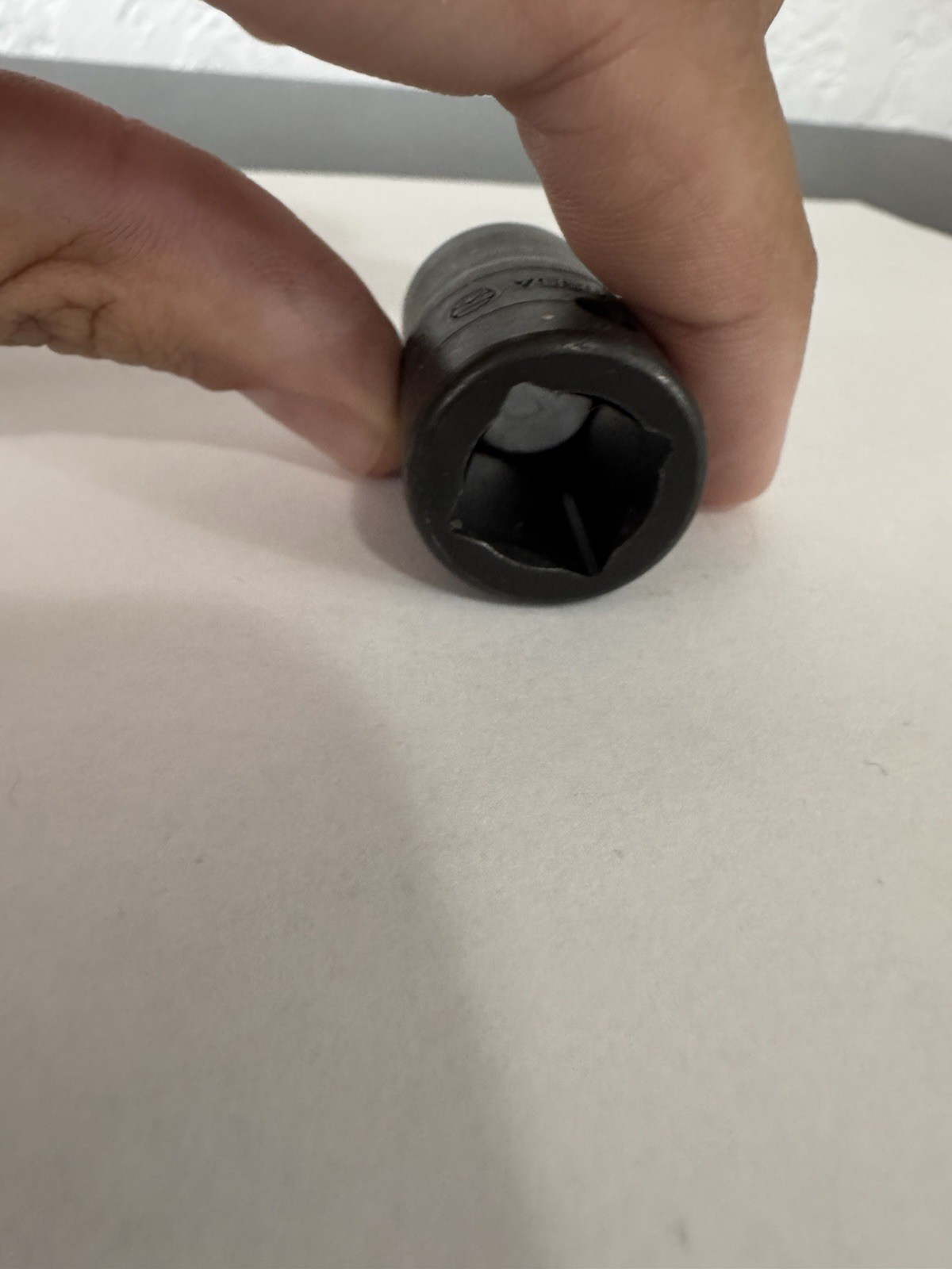 SNAP-ON 9/16″ IMPACT SOCKET 1/2 DR 6 POINT SAE IM180A