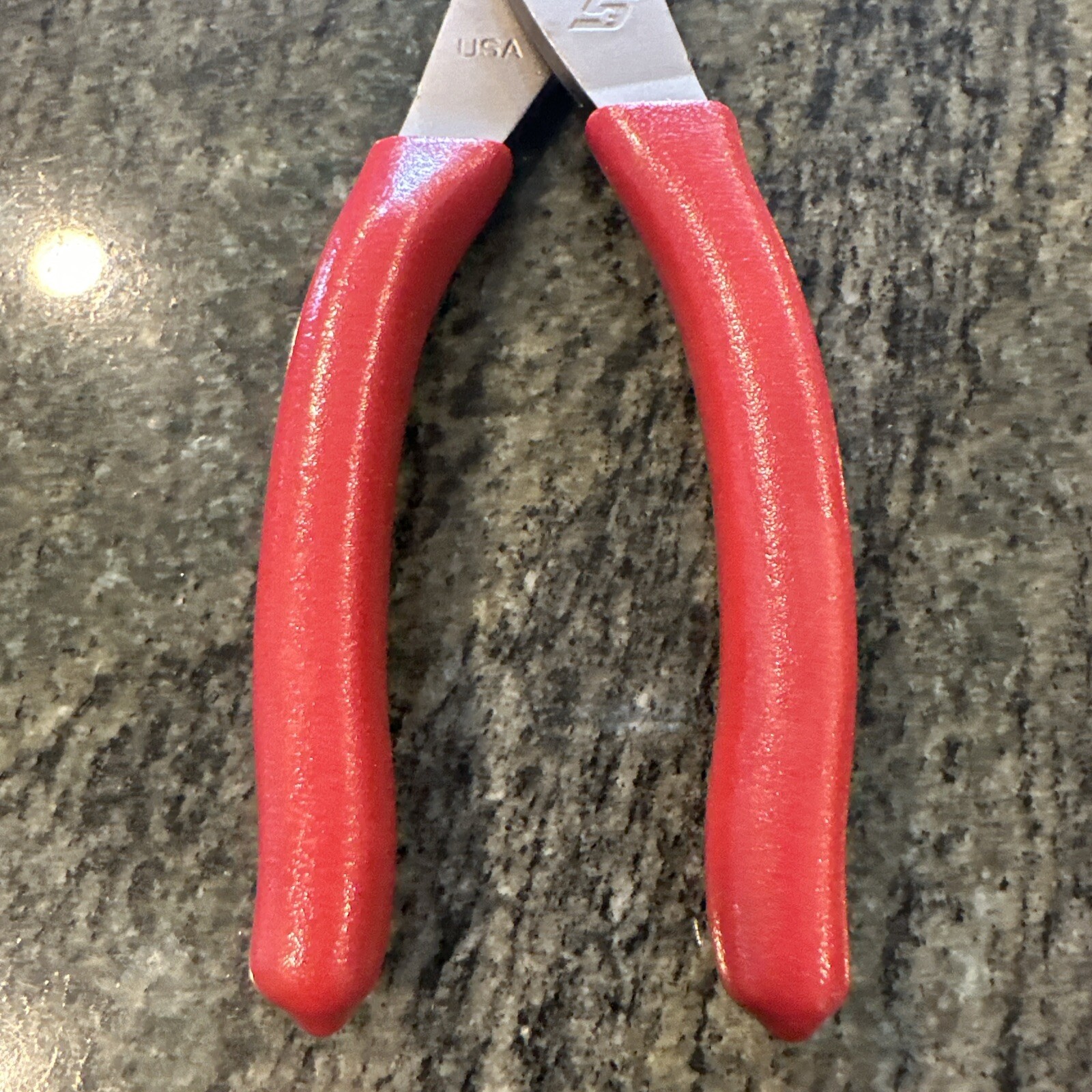 Snap-On 96acf100mr 8″ talon grip needle nose pliers 100 year in pearl red