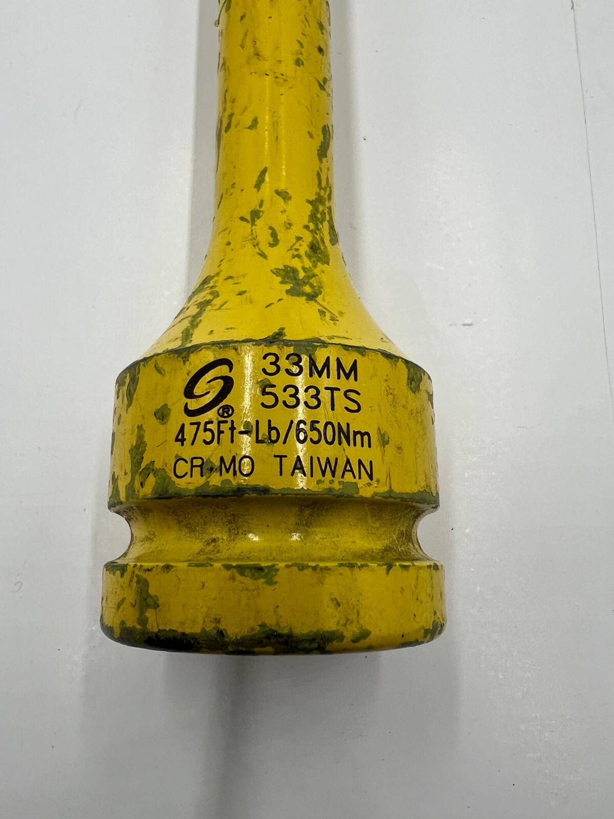 Sunex Tools 533TS 1 inch Drive 33mm 475 Ft/Lbs Torque Truck Socket Yellow