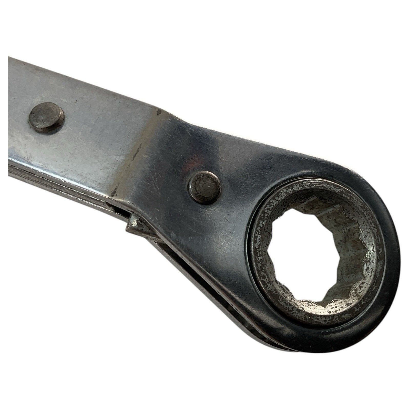 Matco WRD-20222 5/8″ x 11/16″ SAE Reversible Offset Ratcheting Wrench USA Used