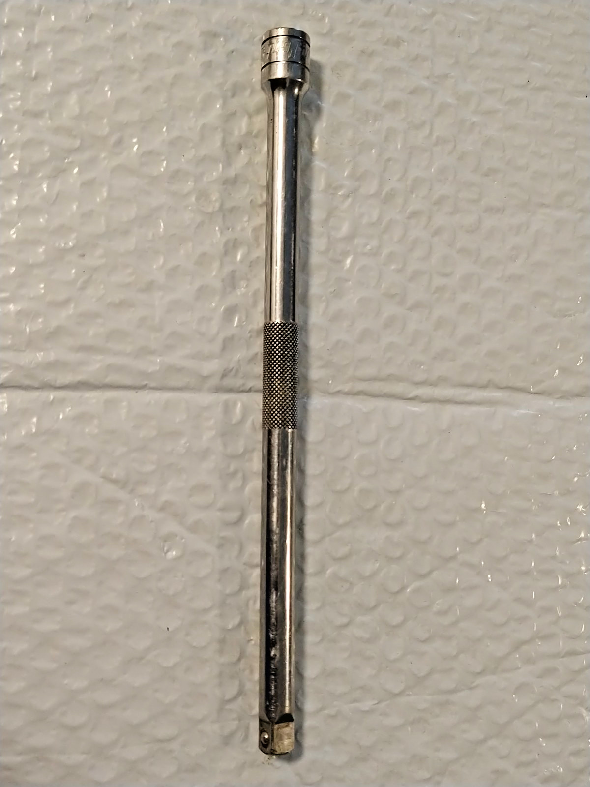 BLUE POINT TOOLS BLPEXTK3810, 3/8″ DRIVE EXTENSION, 10″ LONG *KNURLED*