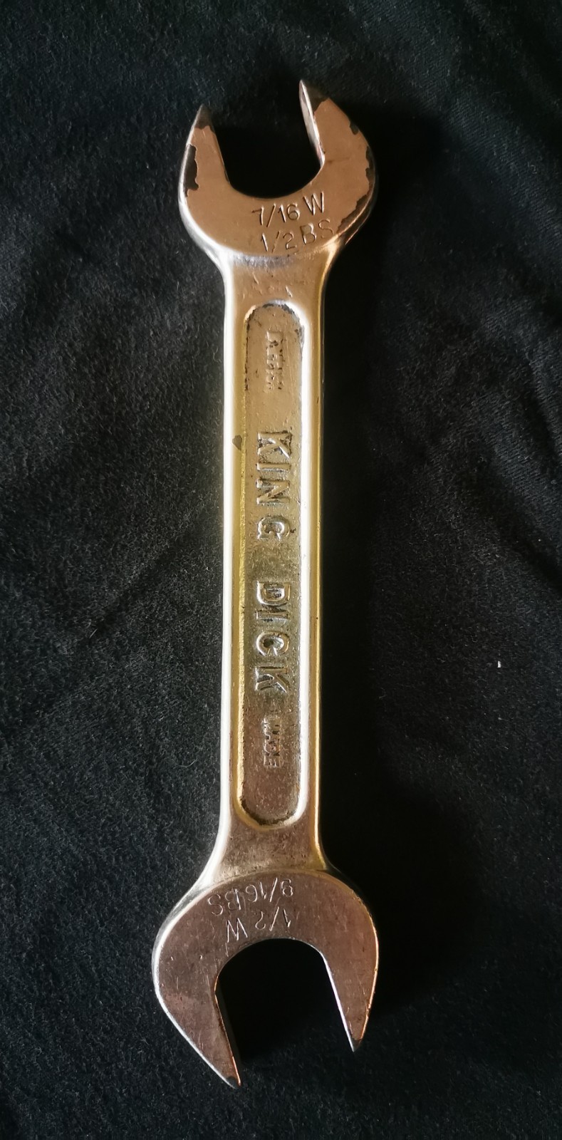 King Dick 1/2 – 7/16 Whitworth open end Spanner 7/16W is equivalent to 21mm.