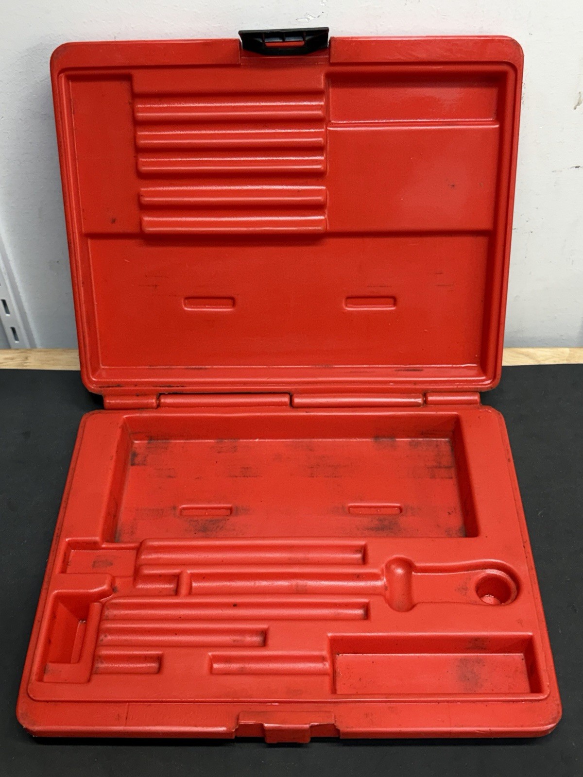 Snap-On Tools PB24 Plastic Storage Case for 1/4″ Dr Metric & SAE Socket Set