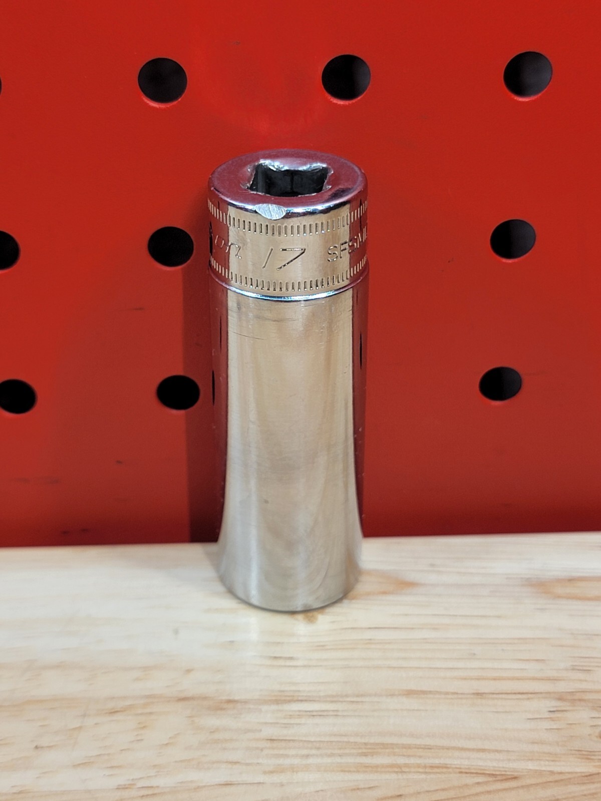 Snap-on Tools SFSM17 3/8″ Drive 17mm Metric 6-Point Deep Chrome Socket