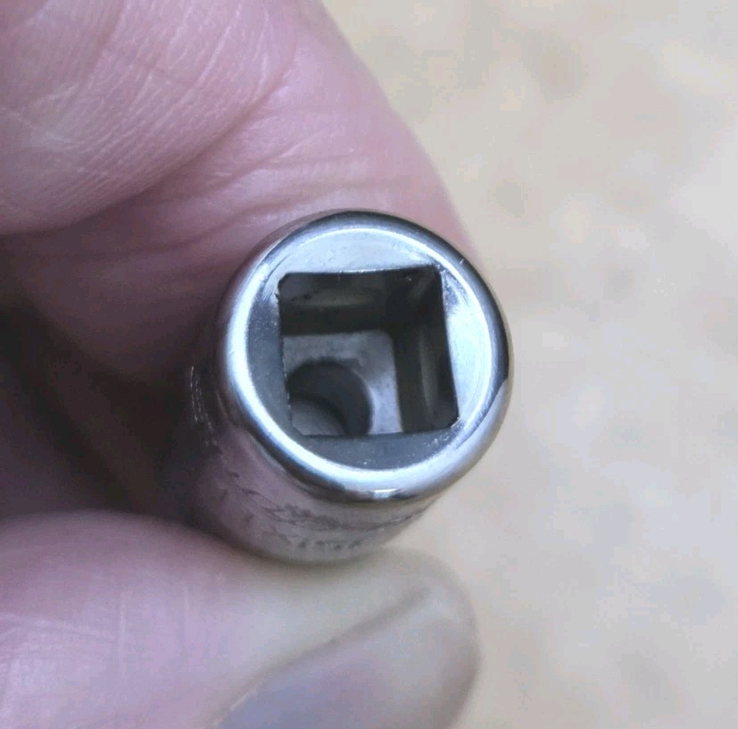 New Snap On Tools TTX15E – 1/4″ Drive T15 Standard TORX Bit Chrome Socket