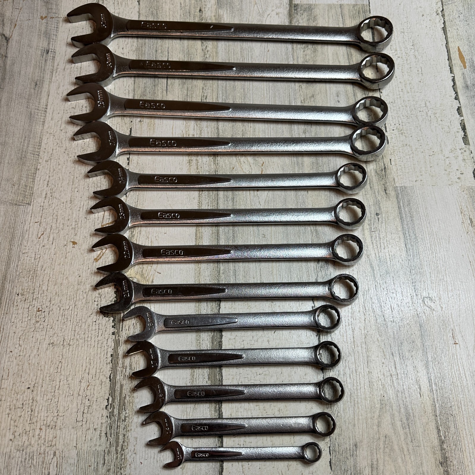 EASCO USA METRIC COMBINATION WRENCH SET 11MM – 32MM 12 POINT (13 WRENCHES)