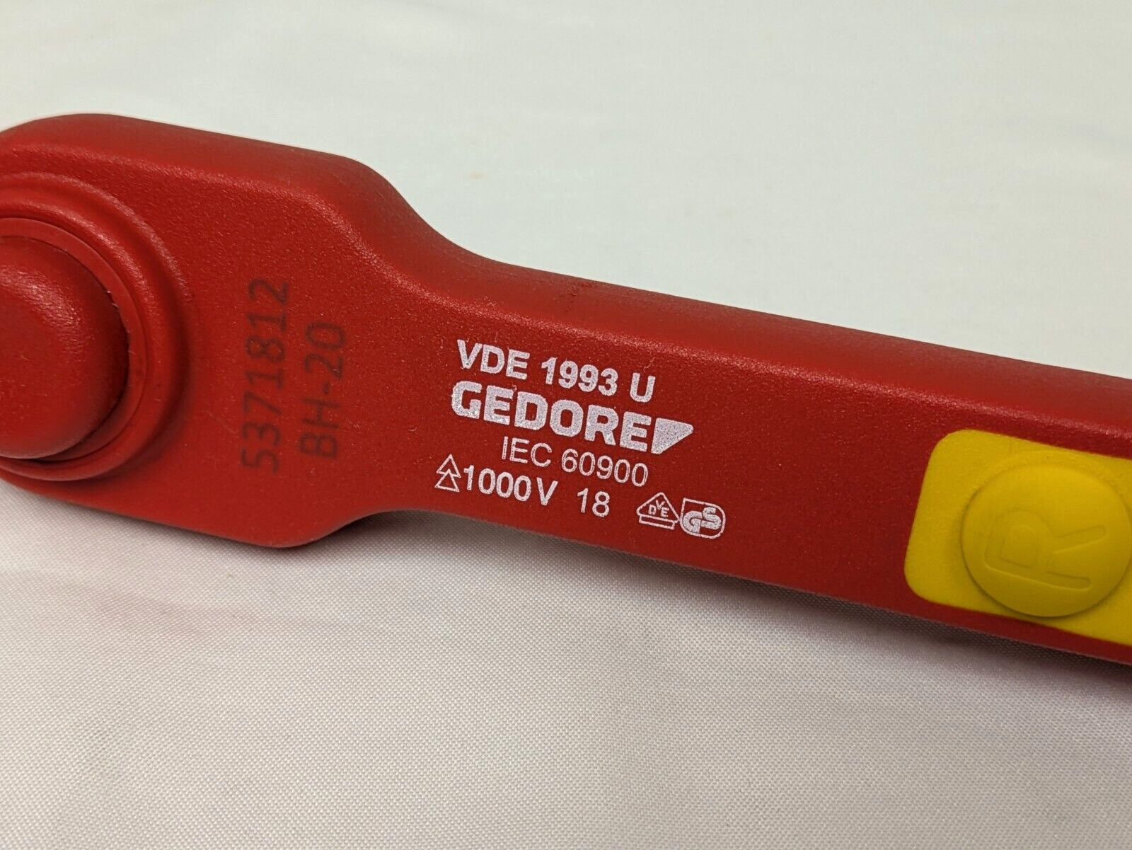 Gedore VDE 1993 U Fully Insulated 1000V Reversible Ratchet 1/2″ Drive